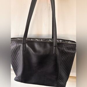 Vera bradley Elegant Black Quilted Tote Bag